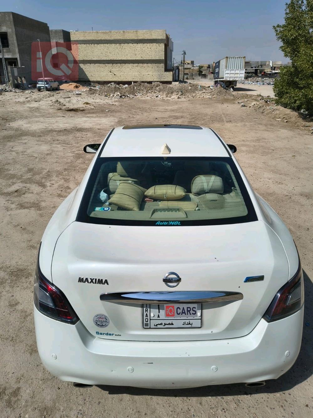 نيسان ماكسيما